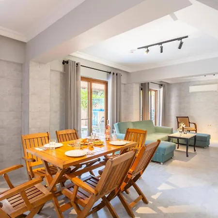 Semesterbostad Emel Paradise