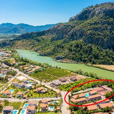 Emel Paradise Μούγκλα