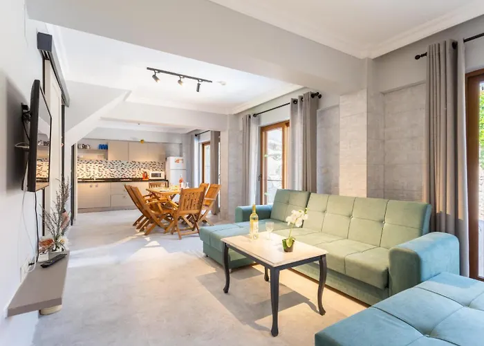 Emel Paradise 펜션 *